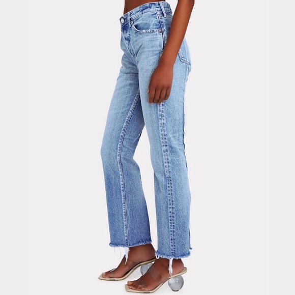 “NEW” Moussy Vintage Siena Mid-Rise Straight-Leg Jean - Picture 2 of 9